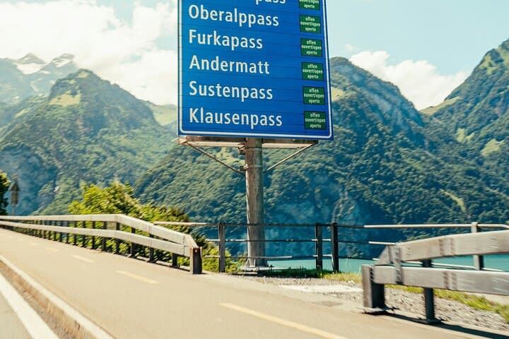 10h Porsche Self-Drive Swiss Alps: Grimsel-Susten & Furka Passes