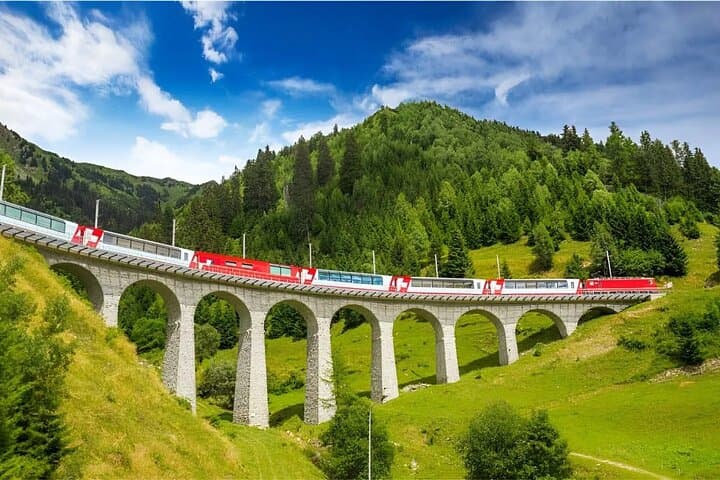 Switzerland in 2 days: Matterhorn, Glacier Express, Lucerne City