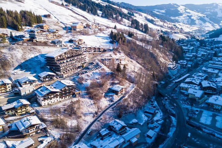 Glacier Panoramic Express Views, Fondue and Lucerne from Zurich