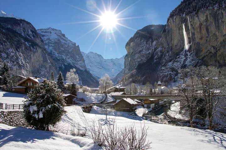 Waterfalls to Chocolate in Interlaken Lauterbrunnen and Wengen