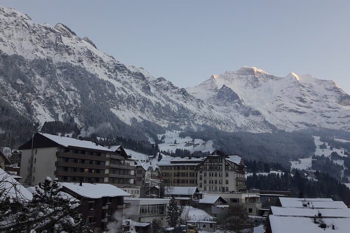 Waterfalls to Chocolate in Interlaken Lauterbrunnen and Wengen