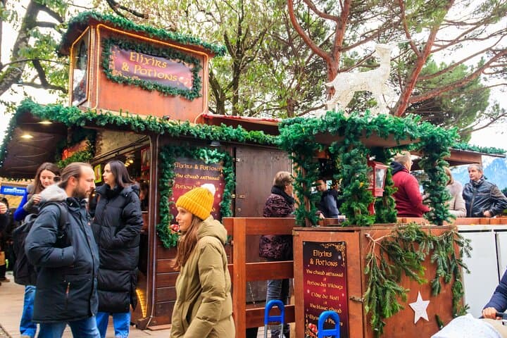 Private Christmas Walking Tour in Montreux