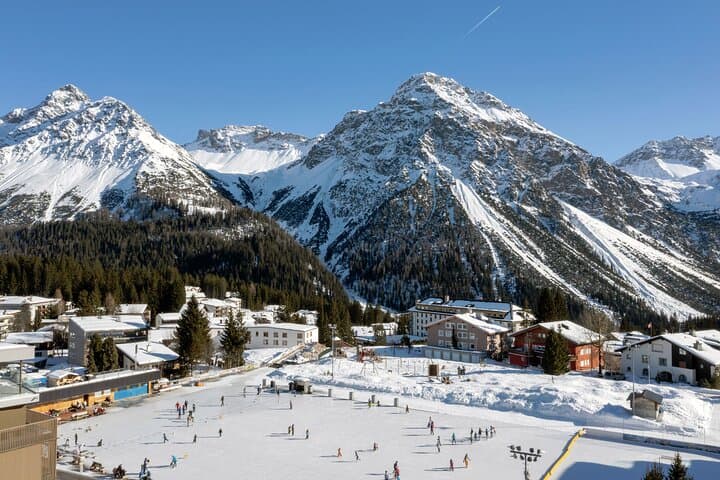 Arosa Private Rail and Walking Tour