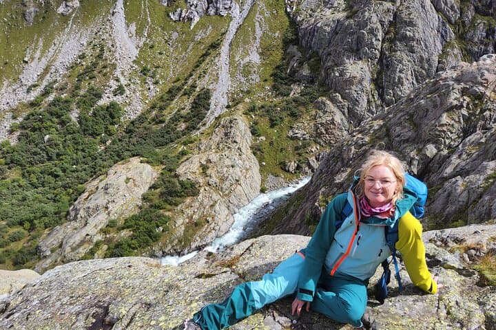 Swiss Alps Easy Alpine Hike Hidden Gems with No Crowds