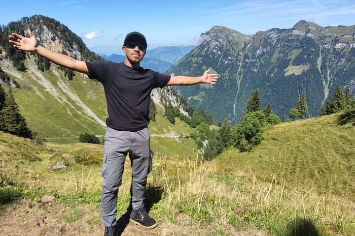 1 Day Hidden Gems Tour from Zurich Funicular Hike and Carriage