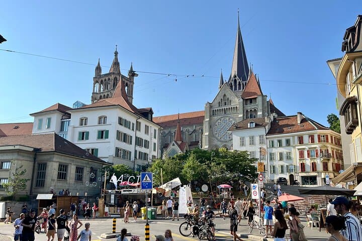 Photo from the bottom of the cathedral, during the Cité festival