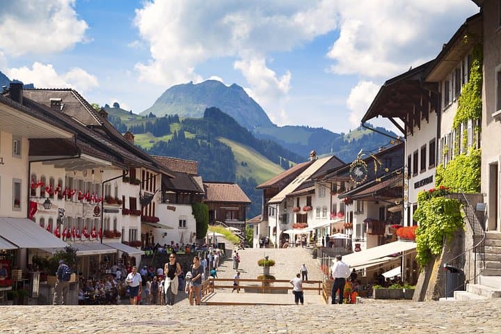 Bern & Gruyeres Small Group Tour from Zurich: Cheese & Chocolate
