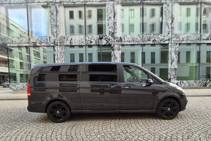 Private Arrival Transfer from Zurich Airport ZRH to Geneva