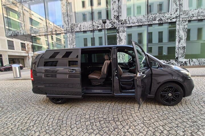 Private Arrival Transfer from Zurich Airport to Verbier