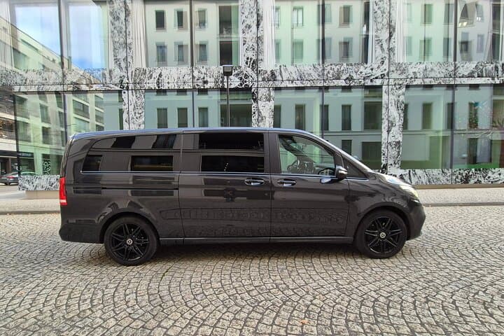 Private One Way Transfer from Geneva Airport to Courchevel
