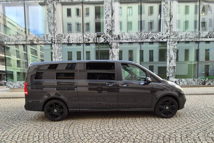 Private One Way Transfer from Zurich Airport to Titisee
