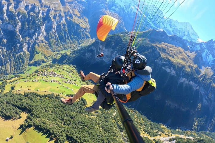 Mürren Lauterbrunnen: Paragliding Panorama Tandem Flights