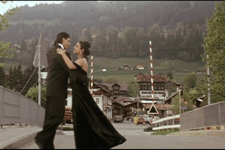 DDLJ dancing