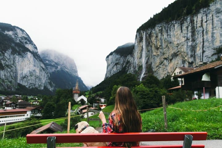 Private Walking Tour in Lauterbrunnen with Swiss Tasting