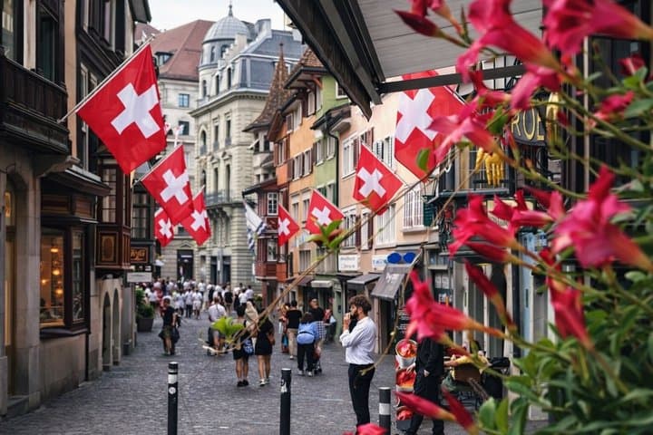 Zurich Walking Tour
