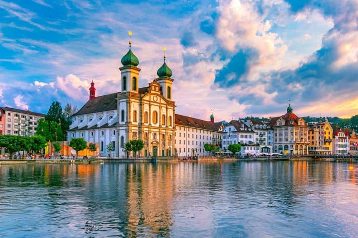 Lucerne Walking Tour with Audioguide on Your Smartphone