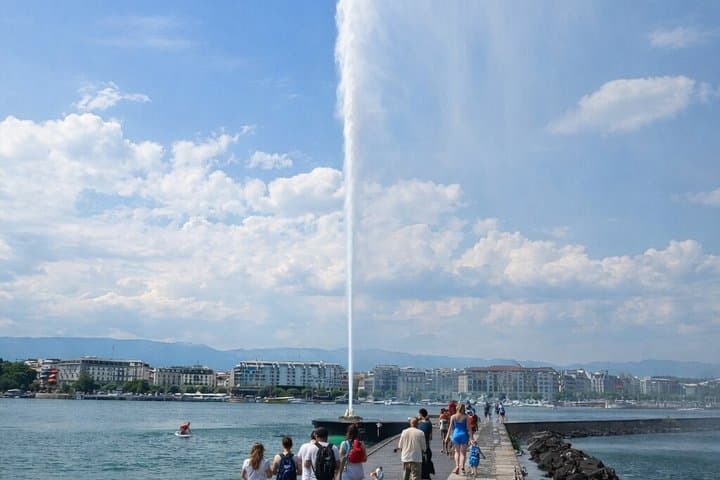 Jet d’Eau de Genève guided tour of the city icon