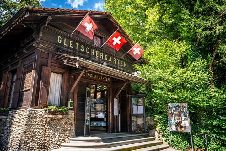 Private Lucerne Romantic Old Town Lake Legends Walk