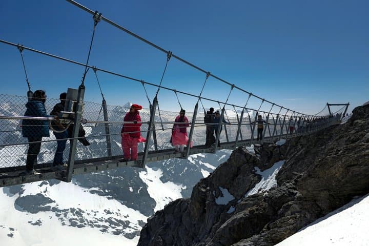 Private Full-Day Lucerne & Titlis Ancient Alpine Tour w/Pick up