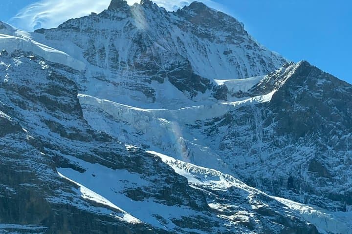 Zurich to Grindelwald: V- Class Private Transfer & First Tickets