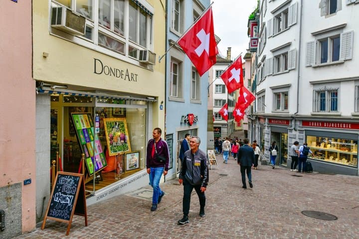 Zurich Old Town Treasures Private Tour: A Timeless Journey