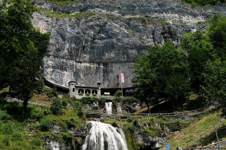 St Beatus Caves Guided Tour with Scenic Walk and Museum Visit