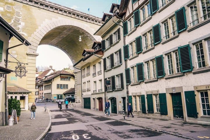 Discover Bern, Understand Switzerland Walking Tour
