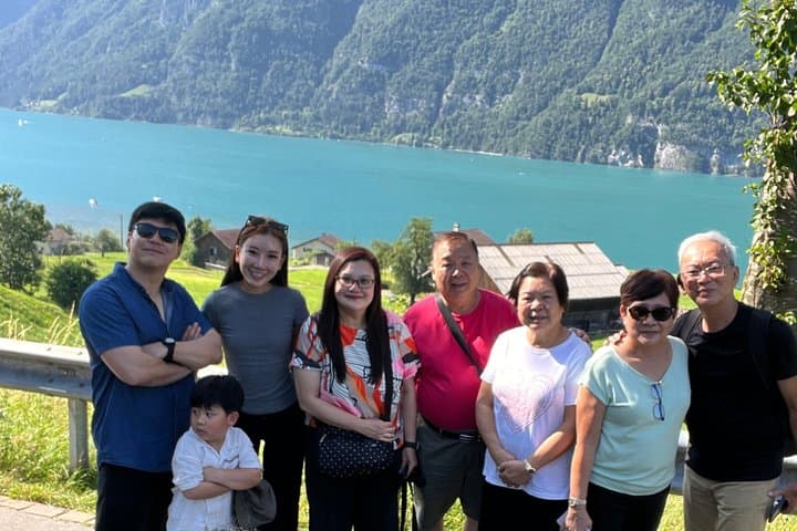 Zurich: Private Day Trip to Lucerne and Interlaken