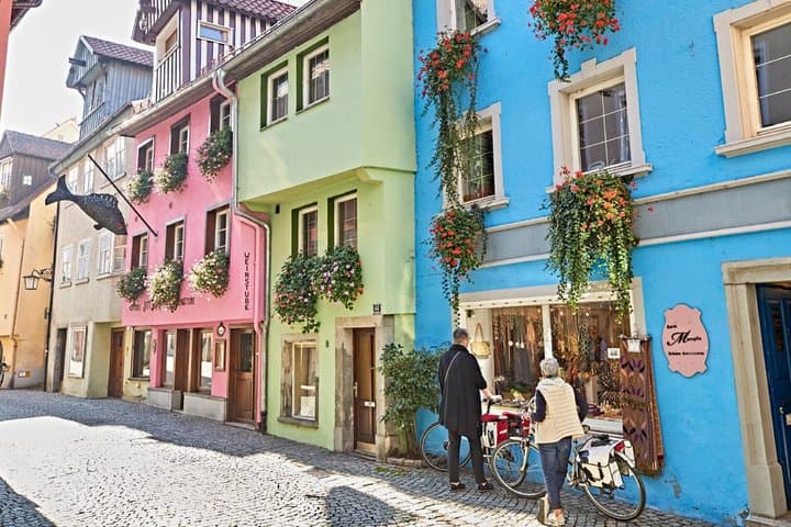 Explore 4 Countries in a Day: Liechtenstein,Austria,Swiss&Germany