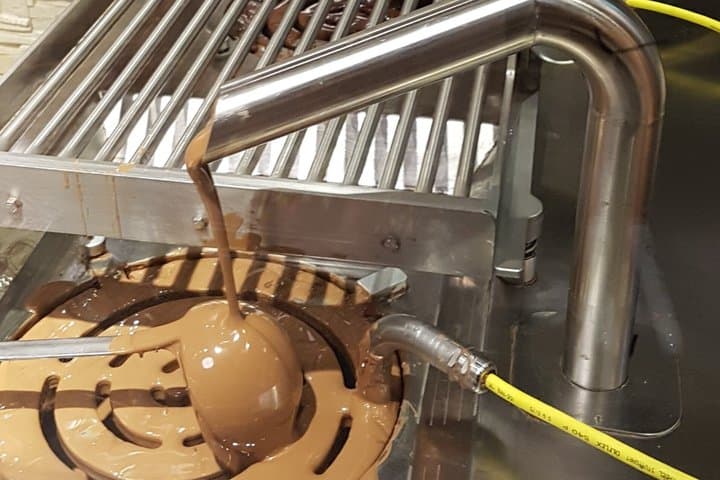 Chocolate Tour from Luzern - Create Your Own Swiss Chocolate Bar