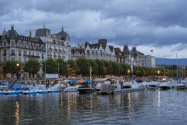Private Boat Experiences on Lake Geneva