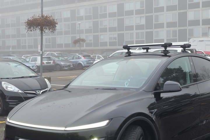 Explore Lausanne with Private Car or Jeep