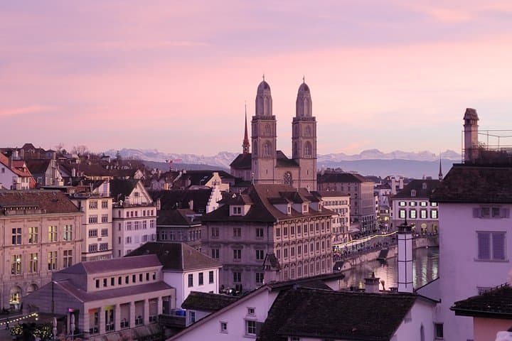 FIFA Museum and Mount Uetliberg Day Trip