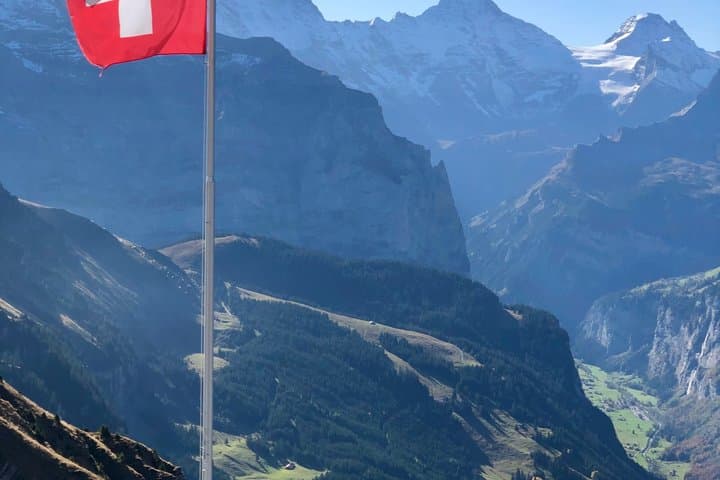 Swiss Alps Icons: Grindelwald & Lauterbrunnen Private Day Trip