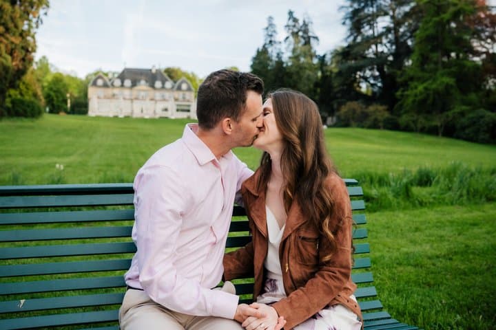 Private Vacation Photoshoot with Photographer in Geneva