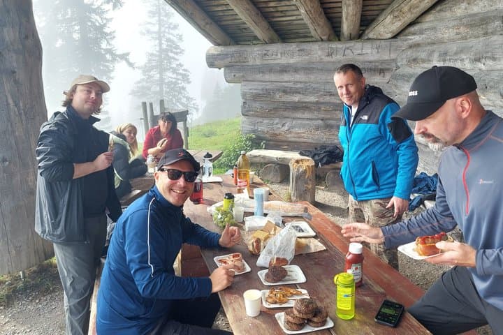 Mount Rigi Panorama Walk with BBQ Lunch and Private Guide