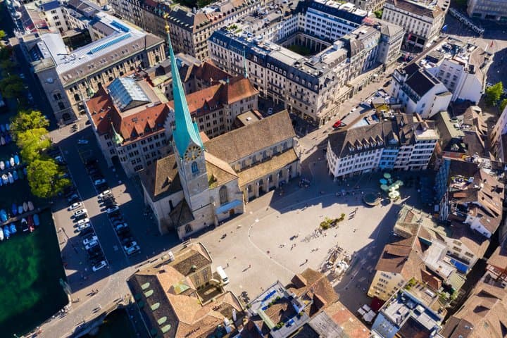 Zurich Old Town Walking Tour