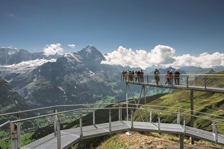 Grindelwald First Cable Car Guided Day Trip from Interlaken