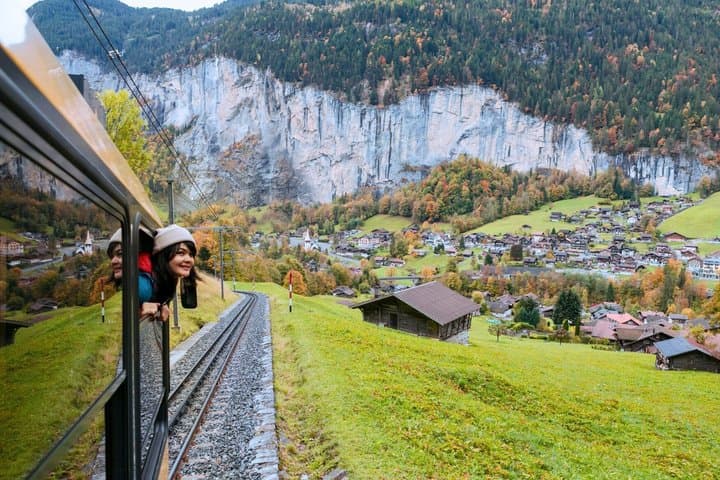 Jungfraujoch Top of Europe - Guided Day Trip with Eiger Express