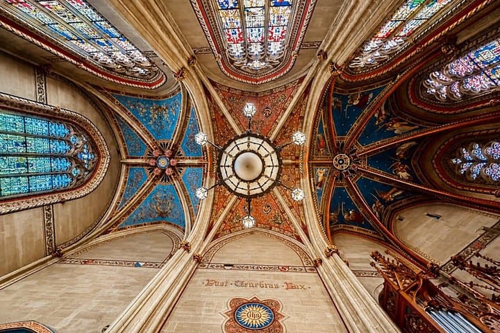 Exclusive Geneva Tour UN Old Town and Hidden Gems