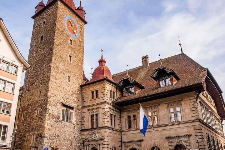 3 in 1: Lucerne Old Town - Lake Cruise - Cable Car Small Group