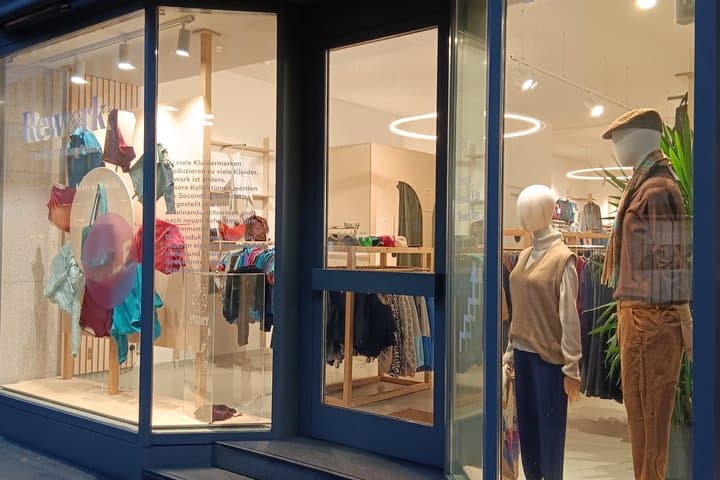 Responsible Shopping Tour in Basel's Old Town