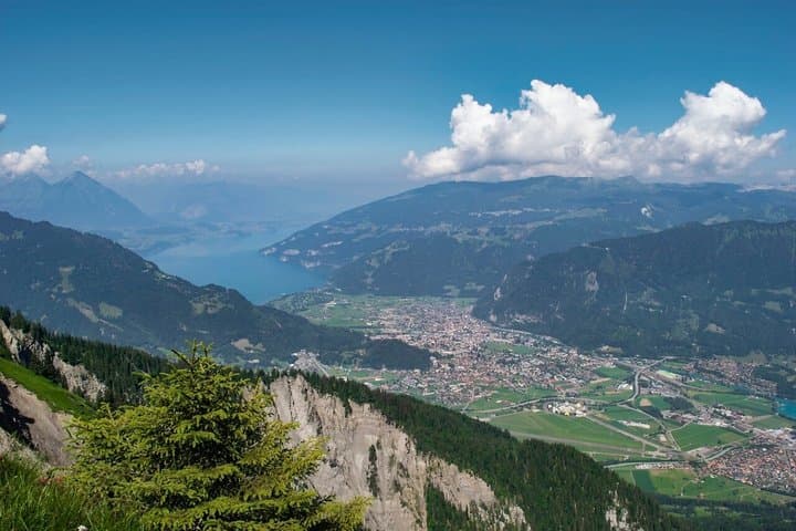 From Interlaken: Private Iseltwald, Lauterbrunnen & Grindelwald