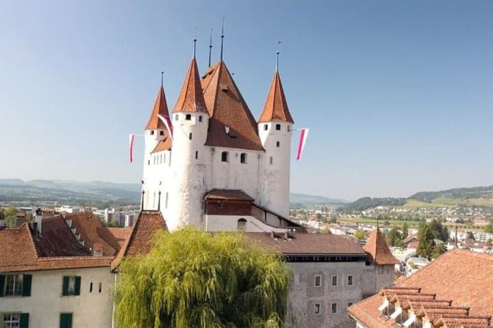 From Bern: Thun Day Trip by Train with Lake Cruise & Cheese