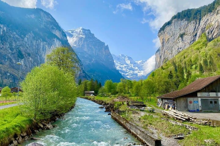From Zurich: Swiss Villages and Alpine Train in Small Group