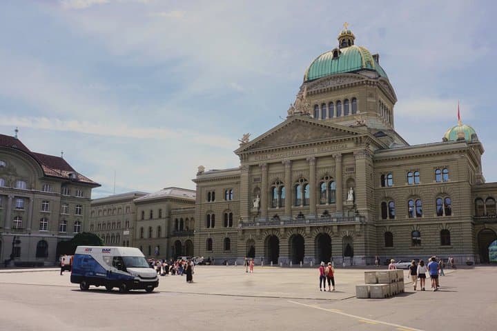 Bern City Walking Tour The City Behind The City