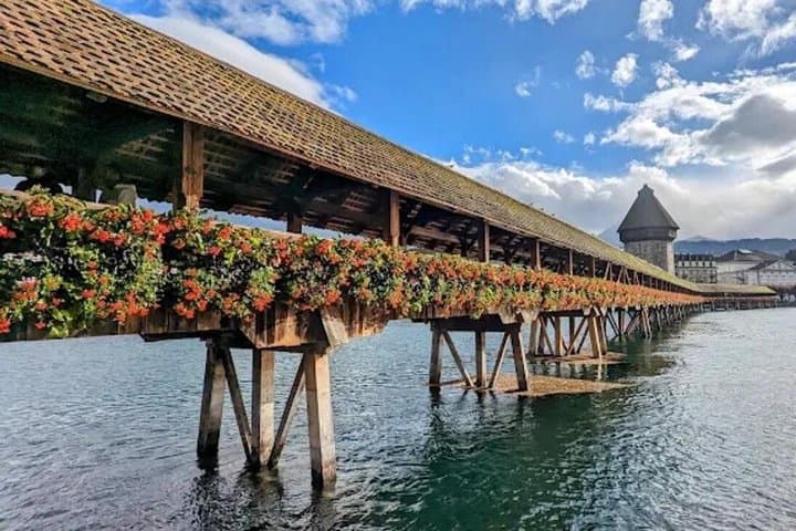 From Zurich: Lucerne Day Trip with Lake Cruise & Train travel