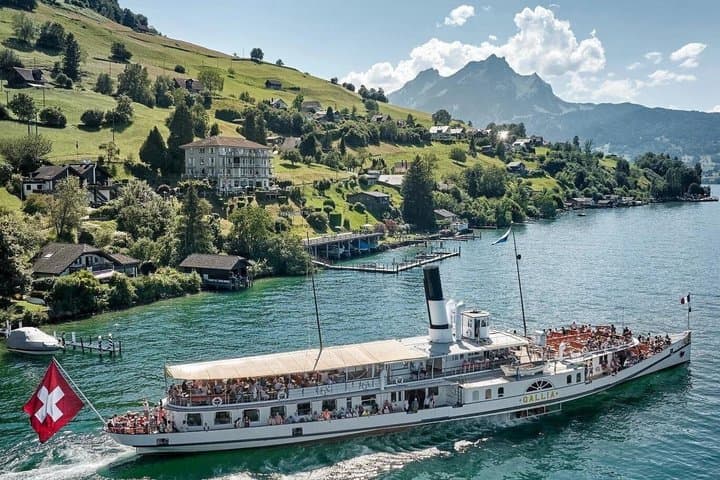 From Zurich: Lucerne Day Trip with Lake Cruise & Train travel