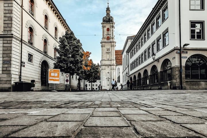 Private Transfer from Lucerne to Füssen with St. Gallen Stop