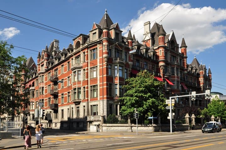 Zurich Open Top Bus Sightseeing Tour with Optional Boat Cruise